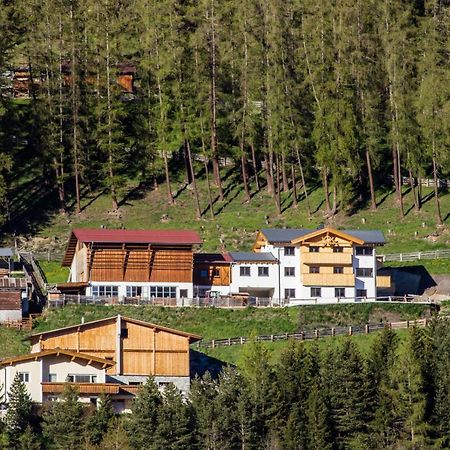 Апартаменти Buachbinder Hof Наудерс Екстер'єр фото